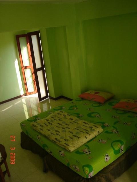 Kaset Guesthouse Бангкок Номер фото